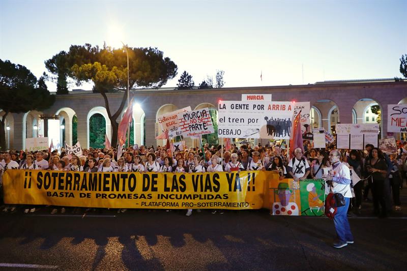  Eurochamber fÃ¶rsvarar att begrava AVE i Murcia "Ã¤r det enda alternativet"