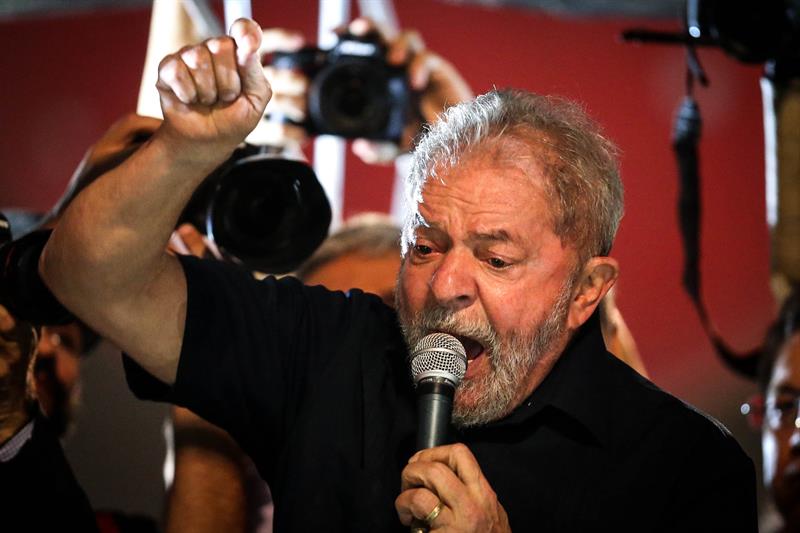  Lula sÃ¤ger att Latinamerika besegrade neoliberalismen och att det kommer att gÃ¶ra det igen