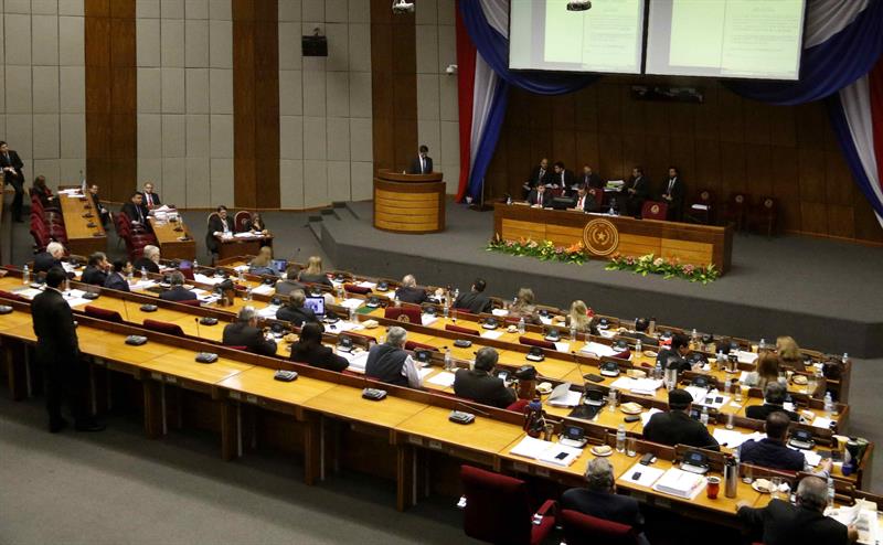  Paraguayas senat Ã¤ndrar budgeten och Ã¥terlÃ¤mnar till suppleanter fÃ¶r den slutliga sanktionen