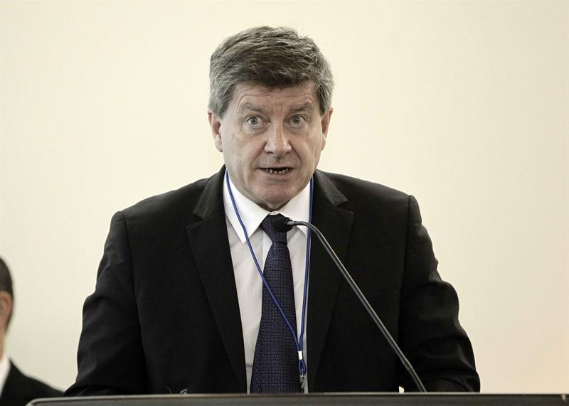  ILO: s direktÃ¶r trÃ¤ffar vice presidenten i Uruguay, affÃ¤rsmÃ¤n och fackfÃ¶reningar