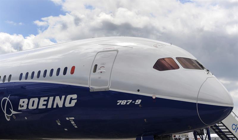  Emiraterna bestÃ¤ller 40 Boeing 787 fÃ¶r 15,100 miljoner dollar