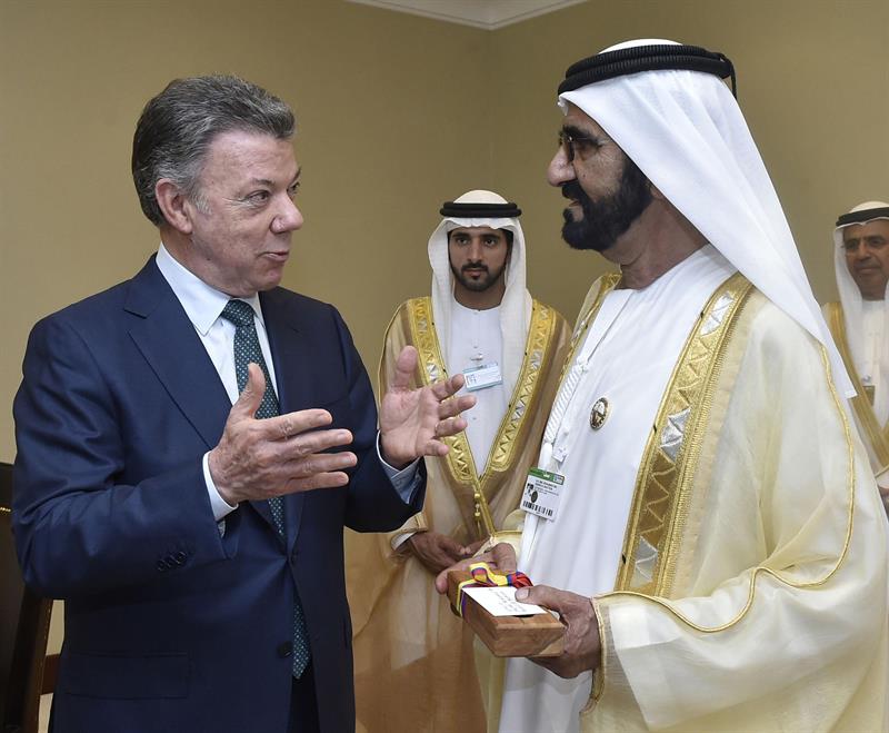  Santos sÃ¤ger att Emiraten har "mycket av vad Colombia behÃ¶ver"