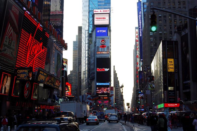  Toshiba tar bort sin Times Square-logotyp i New York fÃ¶r nedskÃ¤rningar
